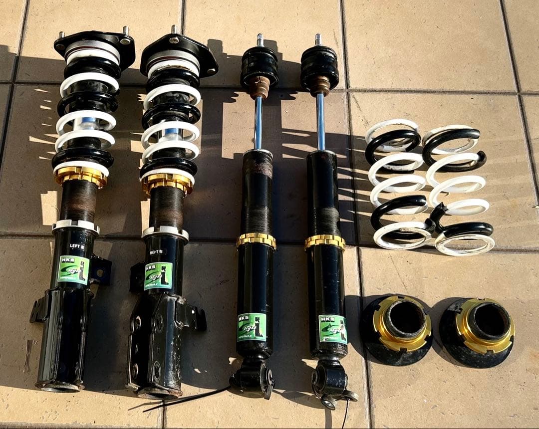 80 ヴォクシー、ノア　エスクワィア　HKS 車高調。