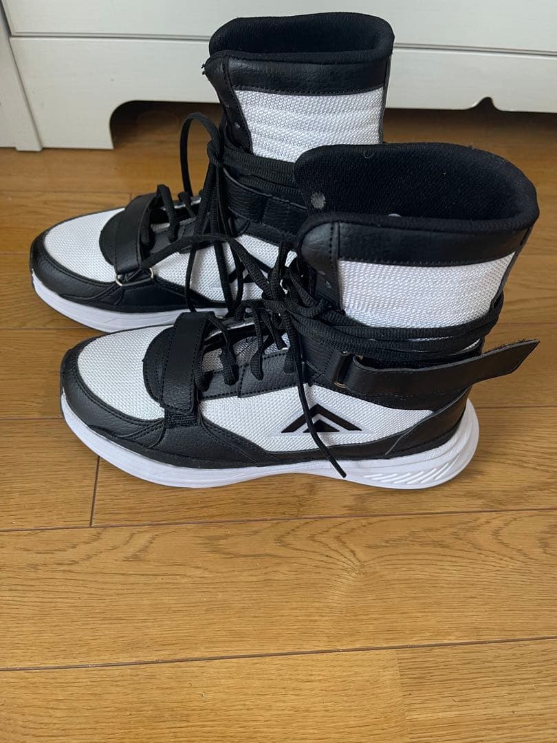 Adams Vトレーナー3.0ブラック/ホワイト24㎝