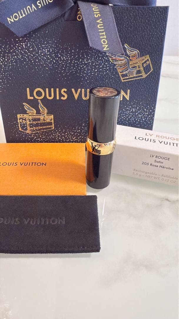 LOUIS VUITTON LV ROUGE 205 Rose Héroïne