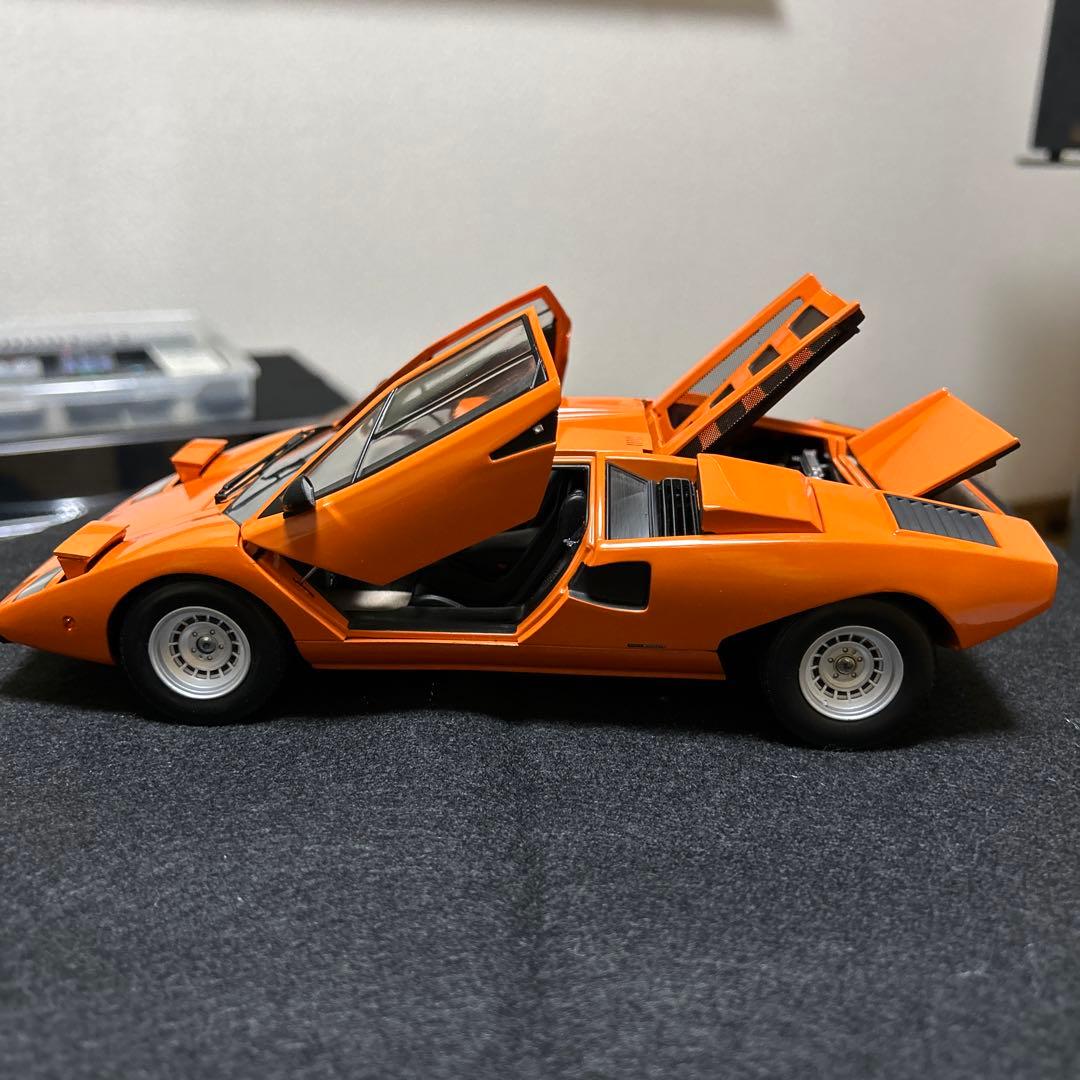 京商1/18ランボルギーニ カウンタック