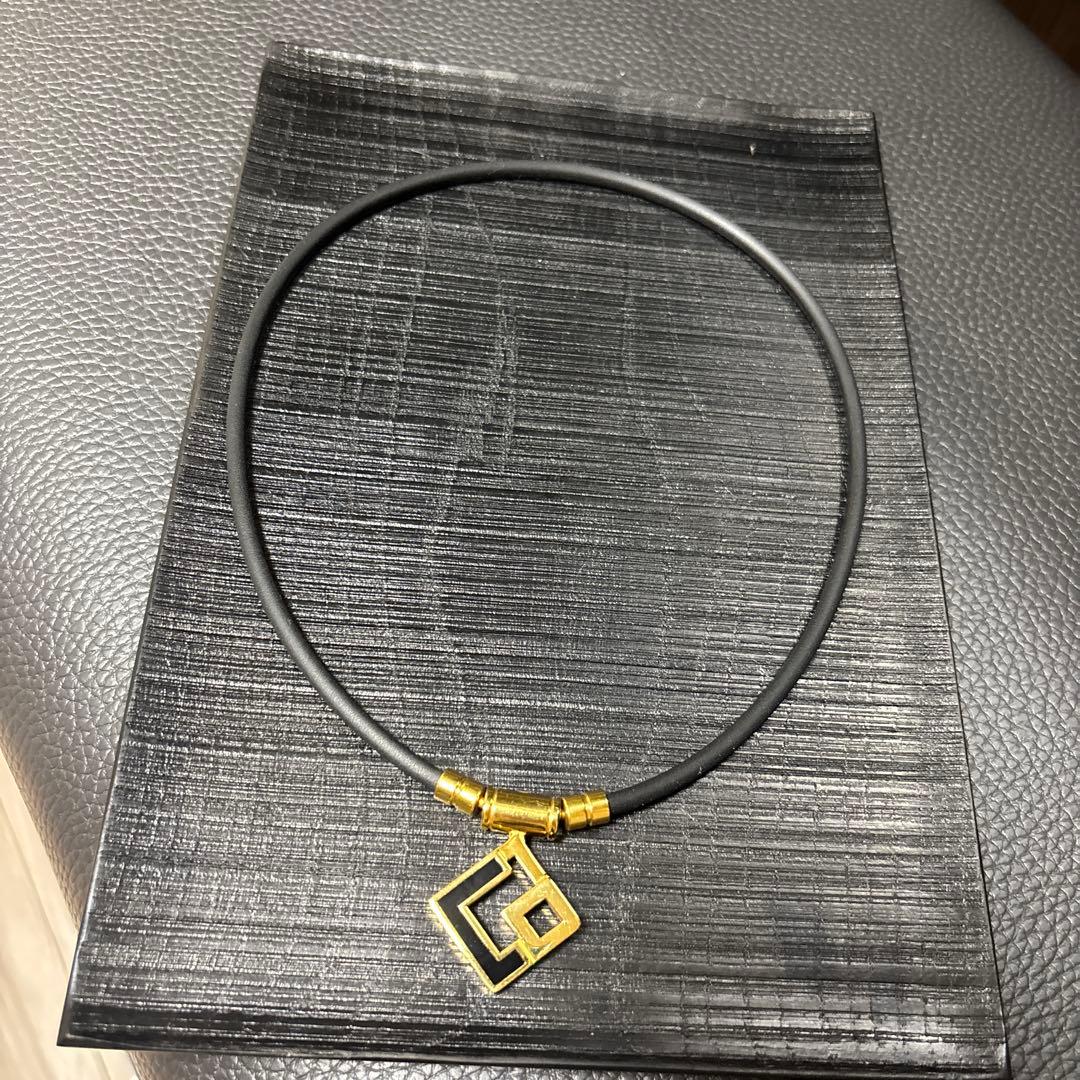 ゴールド ネックレスチャーム