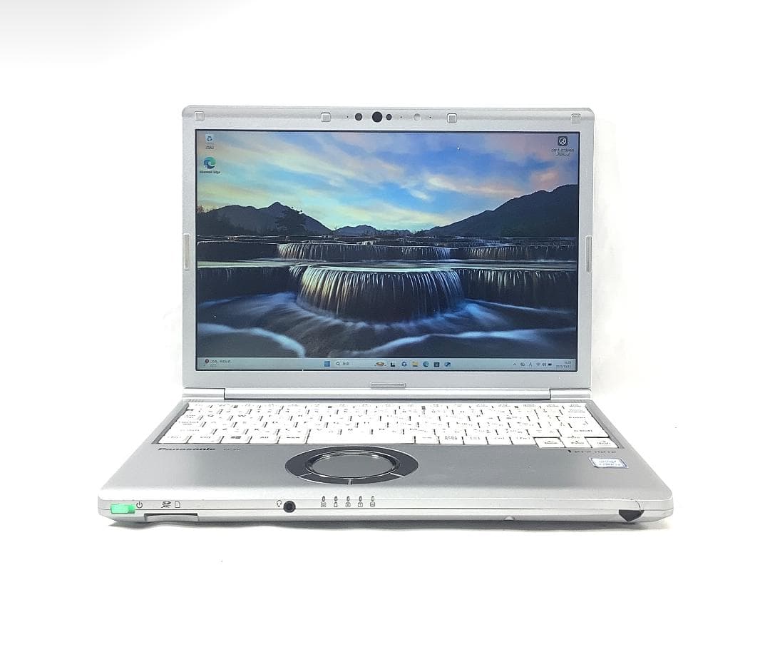 ②-M8-Panasonic CF-SV8 ノートパソコン AC付き 1点