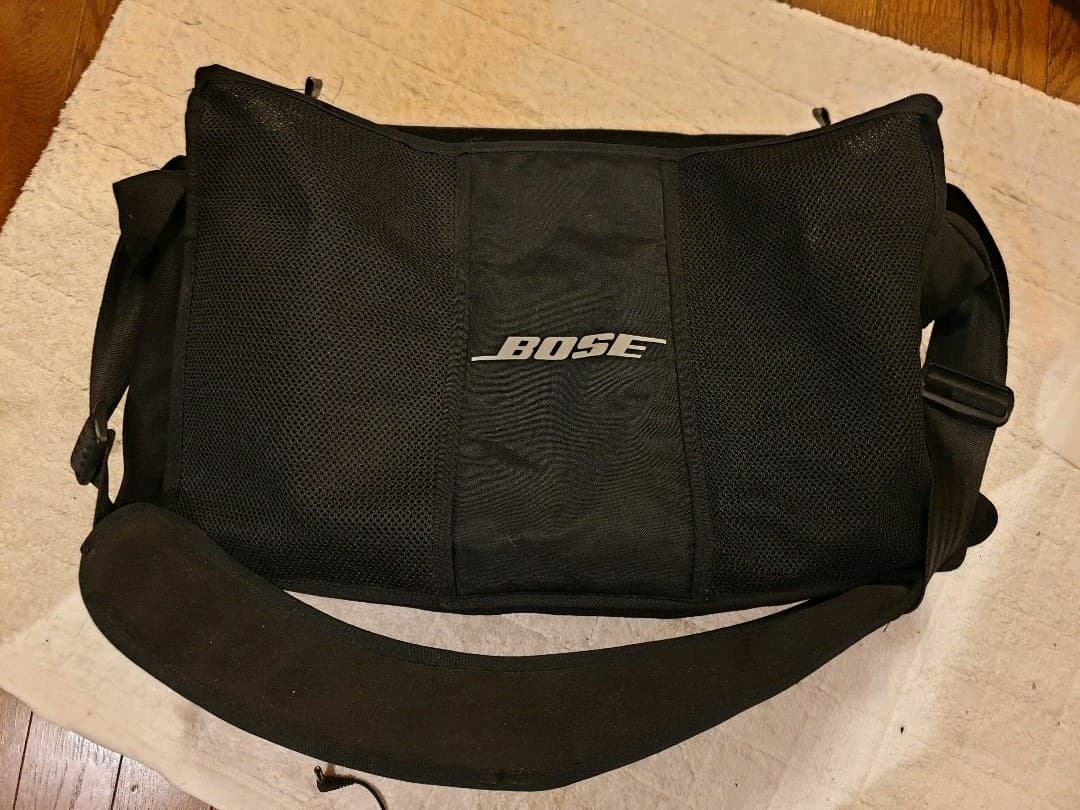 Bose ボーズ　ショルダーバック