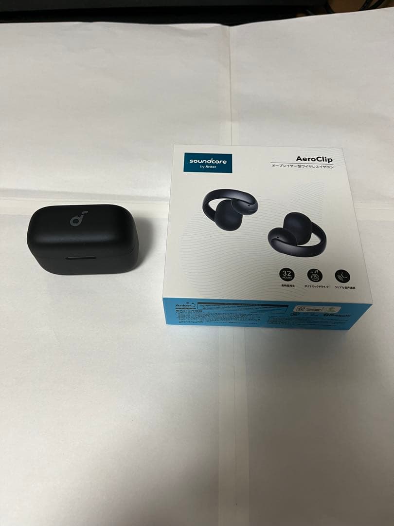soundcore AeroClip シリコンケースカバー付き
