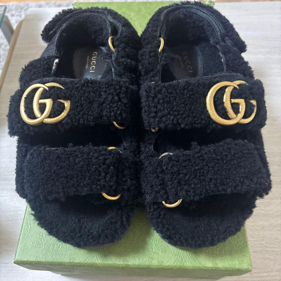 G*G様 GUCCI ブラックサンダル