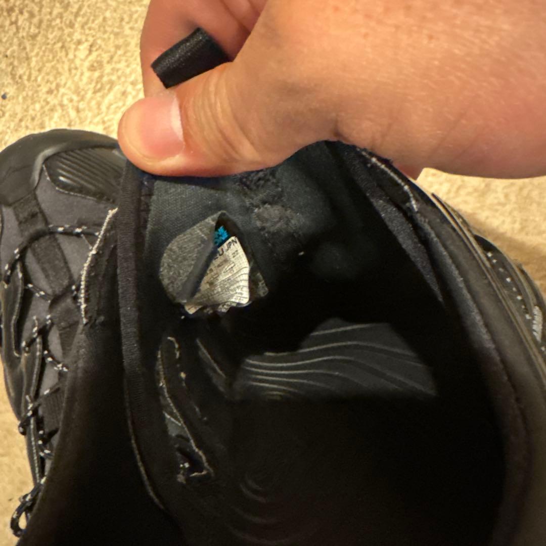 黒のスポーツサンダル　ホカ　27cm