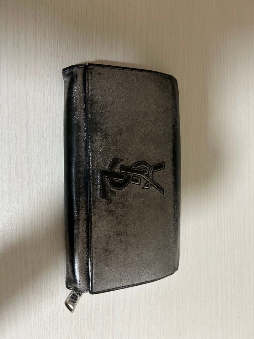 Yves Saint Laurent 黒 長財布