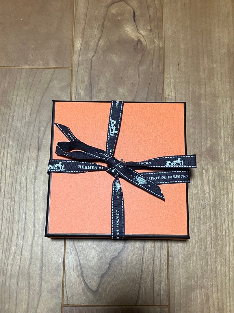 【新品未使用】 HERMES エルメス エルメッセンス 4本セット