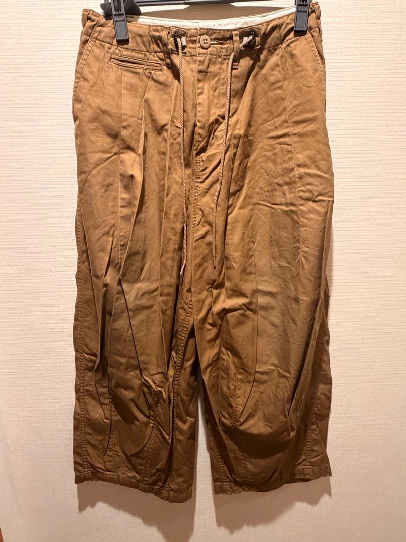 needles ヒザデルパンツ