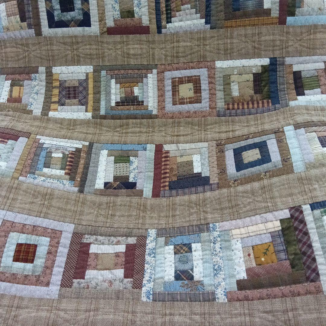 ログキャビンのパッチワークキルト(小)