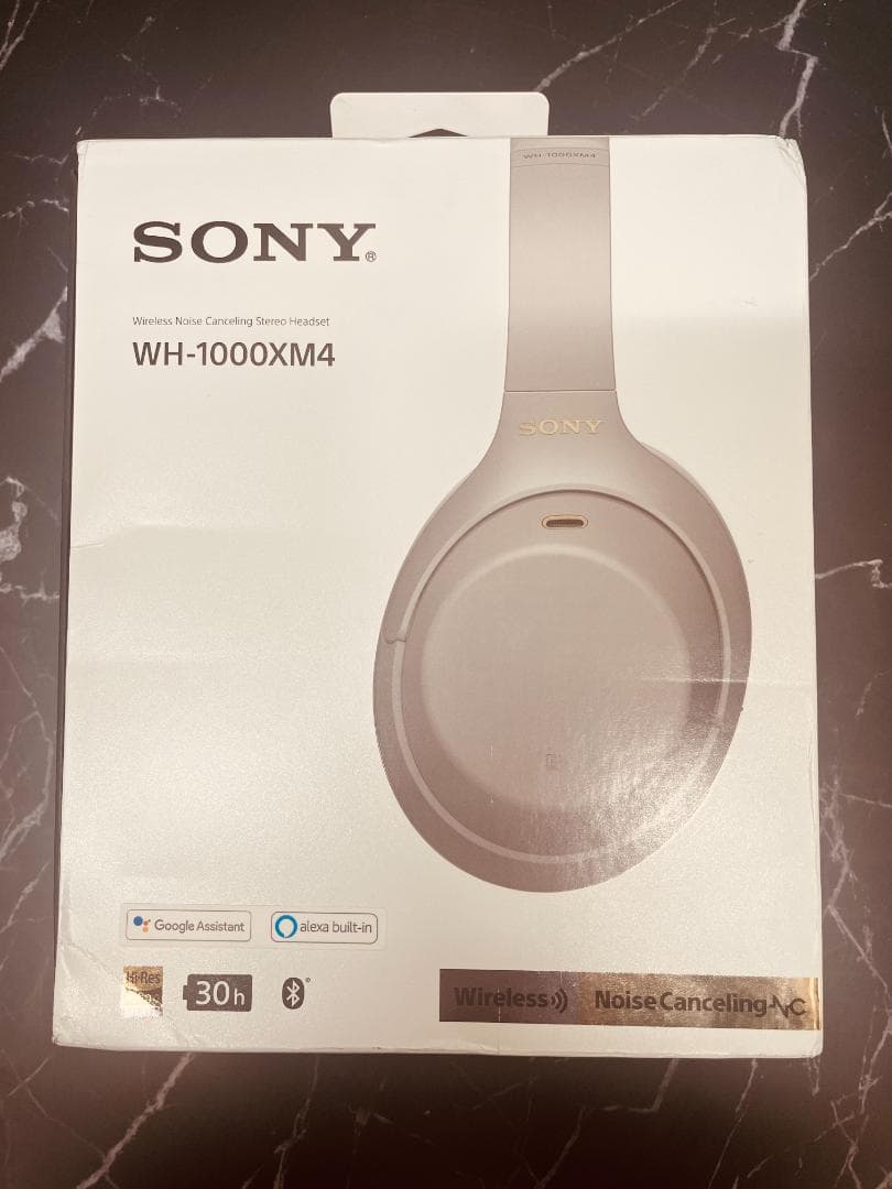 SONY WH-1000XM4 SMプラチナシルバー　ワイヤレスヘッドフォン