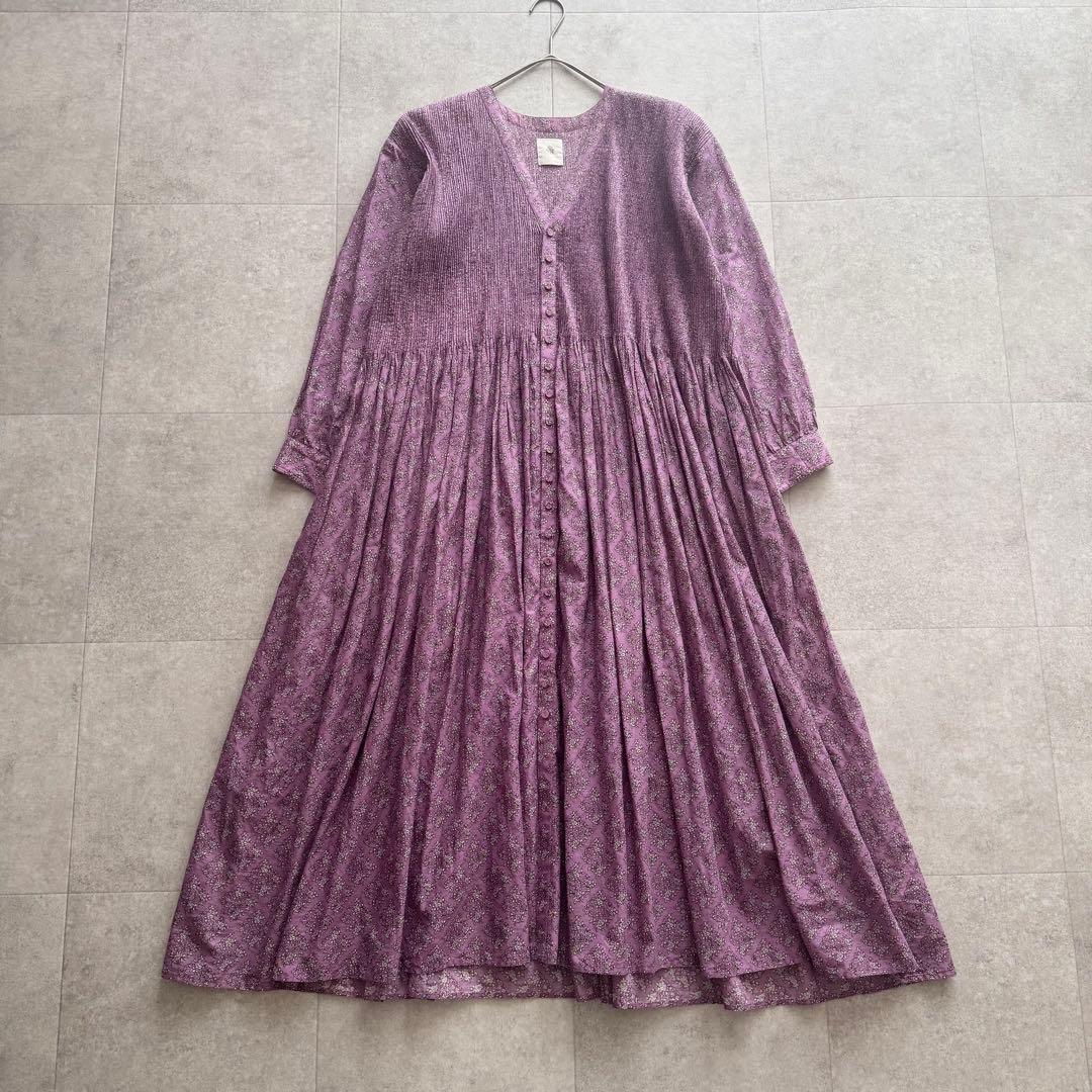 メゾンドソイル　ロングワンピース　ピンタック　花柄　2　Vネック　紫　インド製