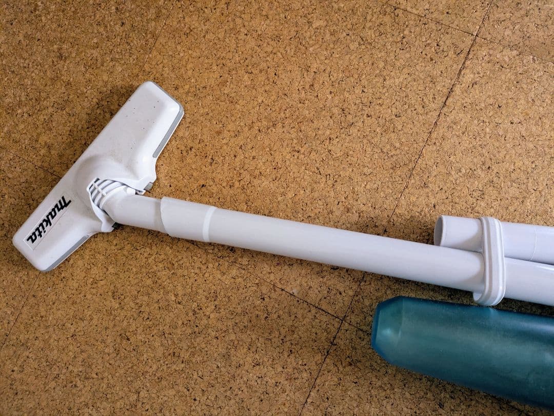 マキタ 充電式クリーナー CL281FD サイクロンアタッチメントつき 掃除機