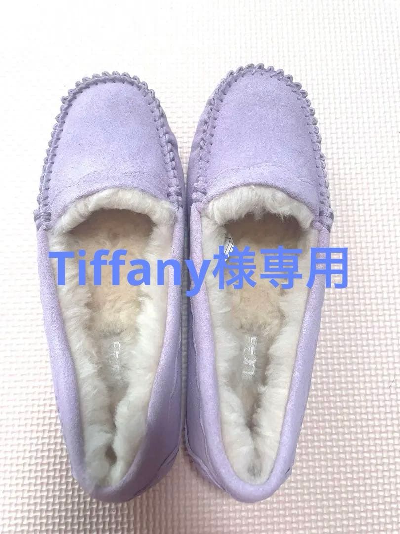 【新品】UGG モカシン シープスキン スリッポン 22cm