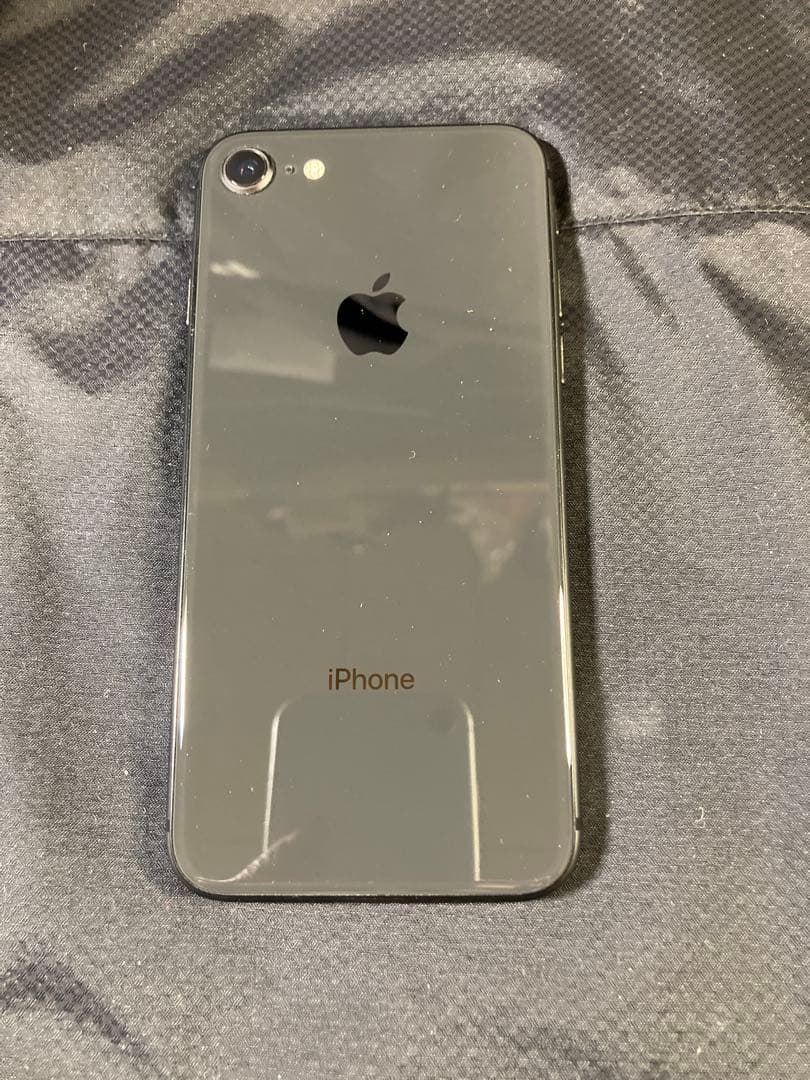 iPhone 8 64G スペースグレイ バッテリー交換済み