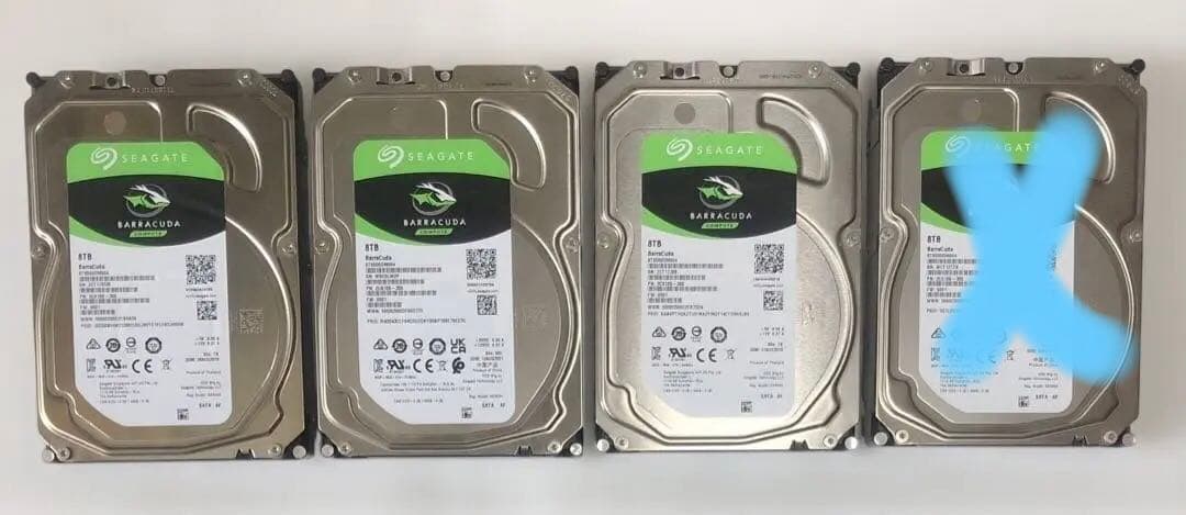SEAGATE　BARRACUDA　８TB　HDD　3個