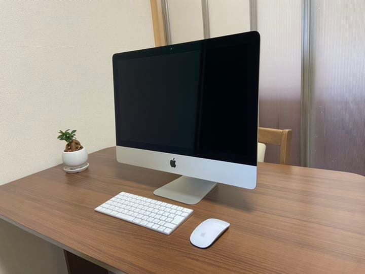 iMac 21.5インチ　2020/5 購入　2017年式