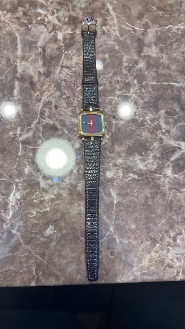 「超激レアビンテージ」本日最終値下げ GUCCI 黒レザー腕時計