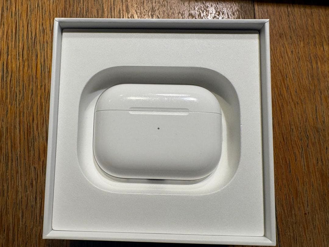 Airpods Pro 第2世代 Lightningタイプ