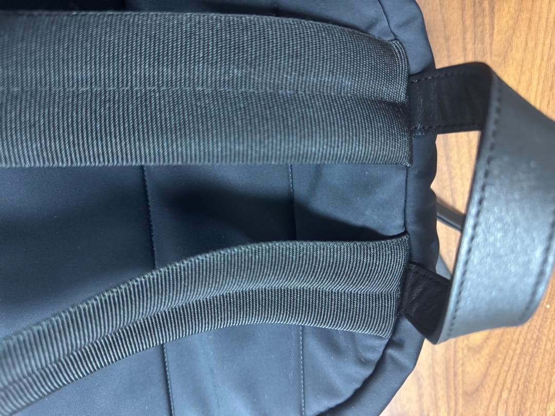 ✴*︎様 美品MONCLERブラックリュック・オークションは1/17（土）で終了