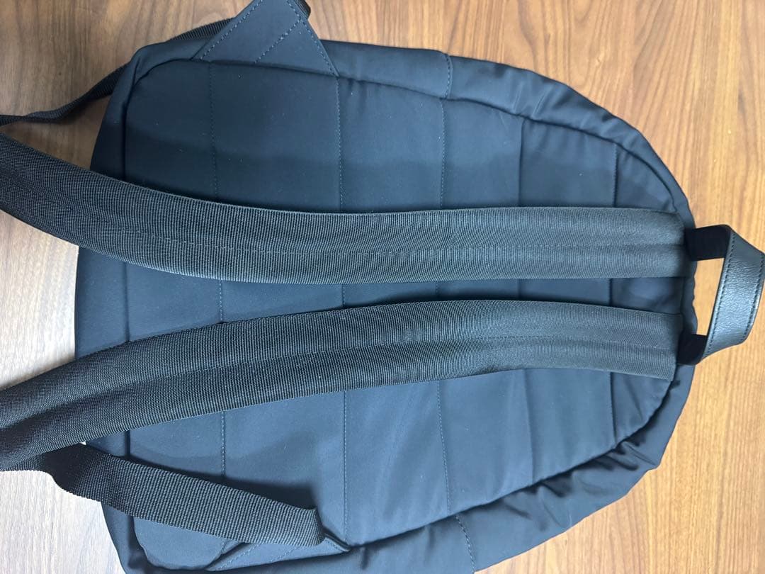 ✴*︎様 美品MONCLERブラックリュック・オークションは1/17（土）で終了