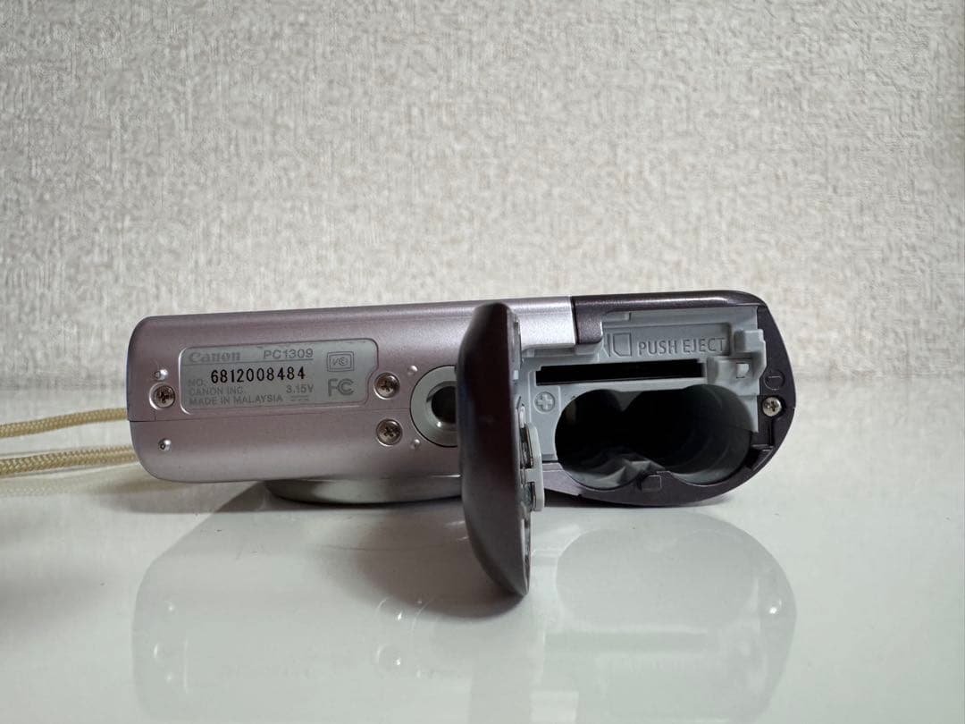 Canon PowerShot A1000 IS コンパクトデジタルカメラ