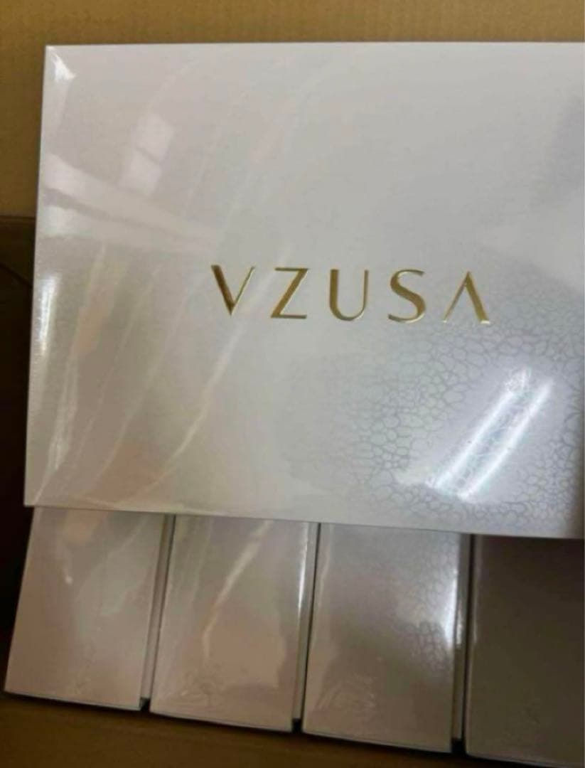 【新品未開封】the Vzusa - メデューサ ロイヤルパープル 美顔器