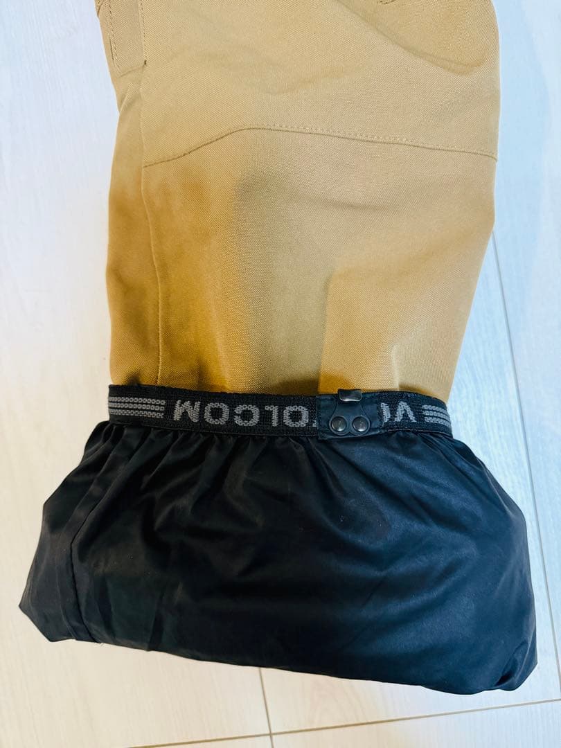 VOLCOM スノーボード　ジャケットパンツセット