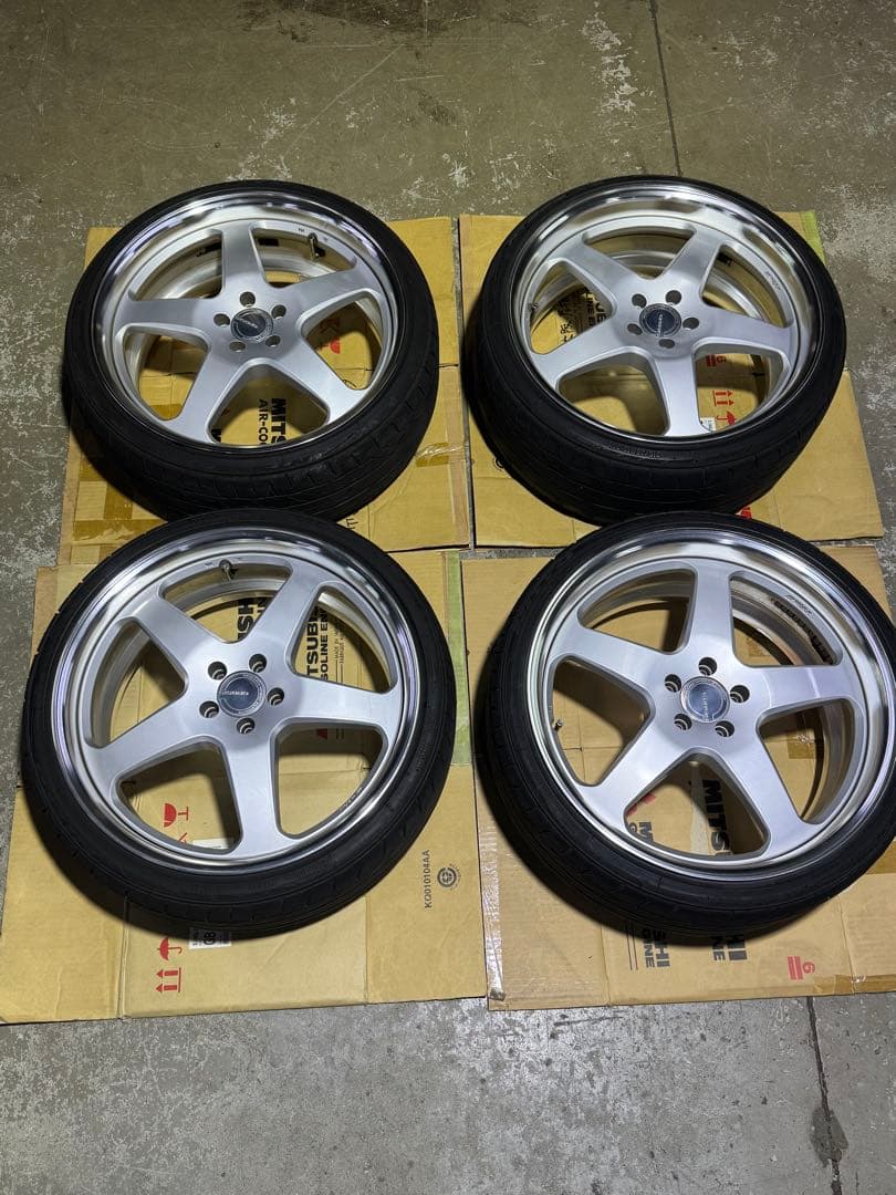 ワーク　グノーシス　19インチ　30系プリウス　215/35R19 ナット付き