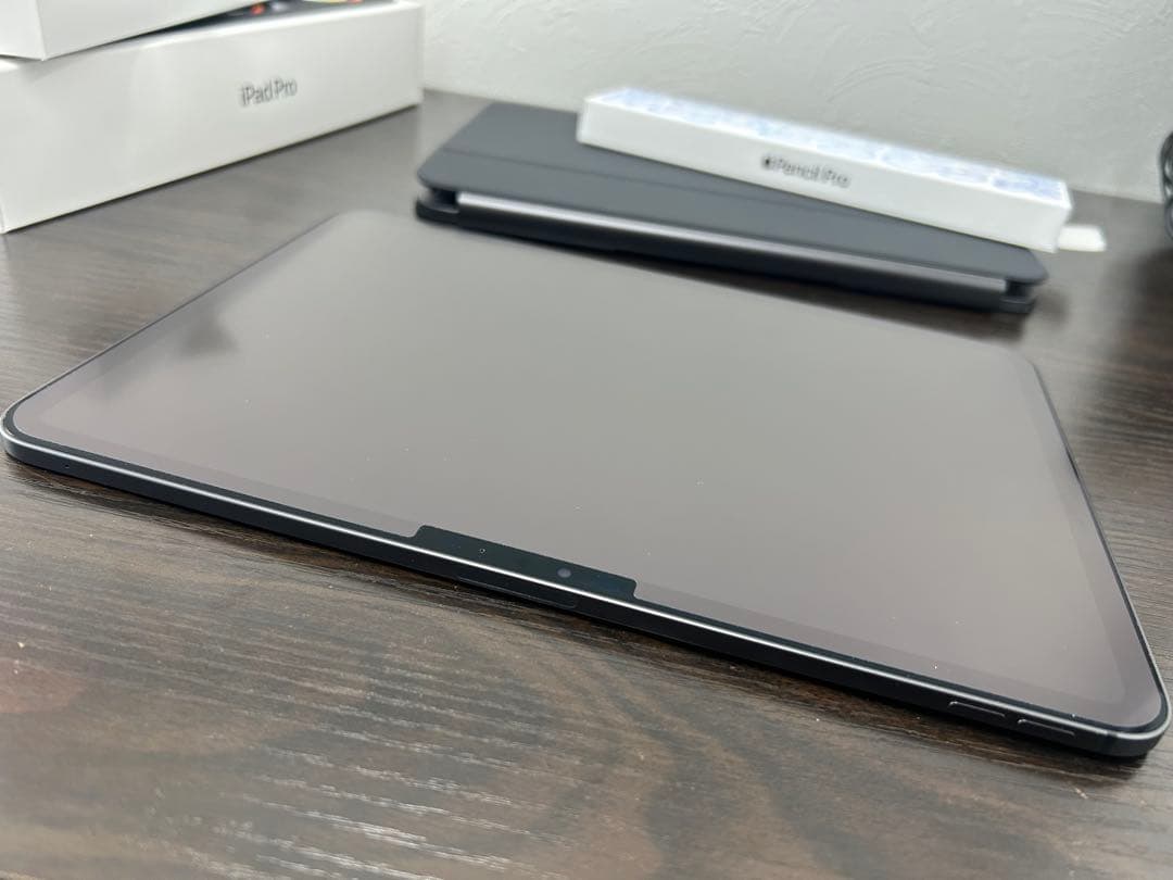 iPad Pro(M4)本体とMagic Keyboardセット