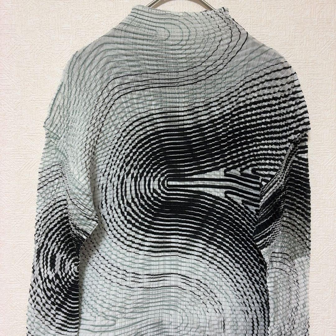 イッセイミヤケ 波模様 長袖 プリーツ カットソー ハイネック 薄手