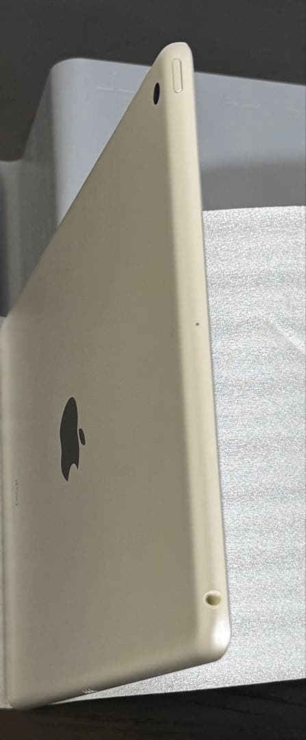 iPad 第8世代 32GB シルバー Wi-Fi バッテリー81%