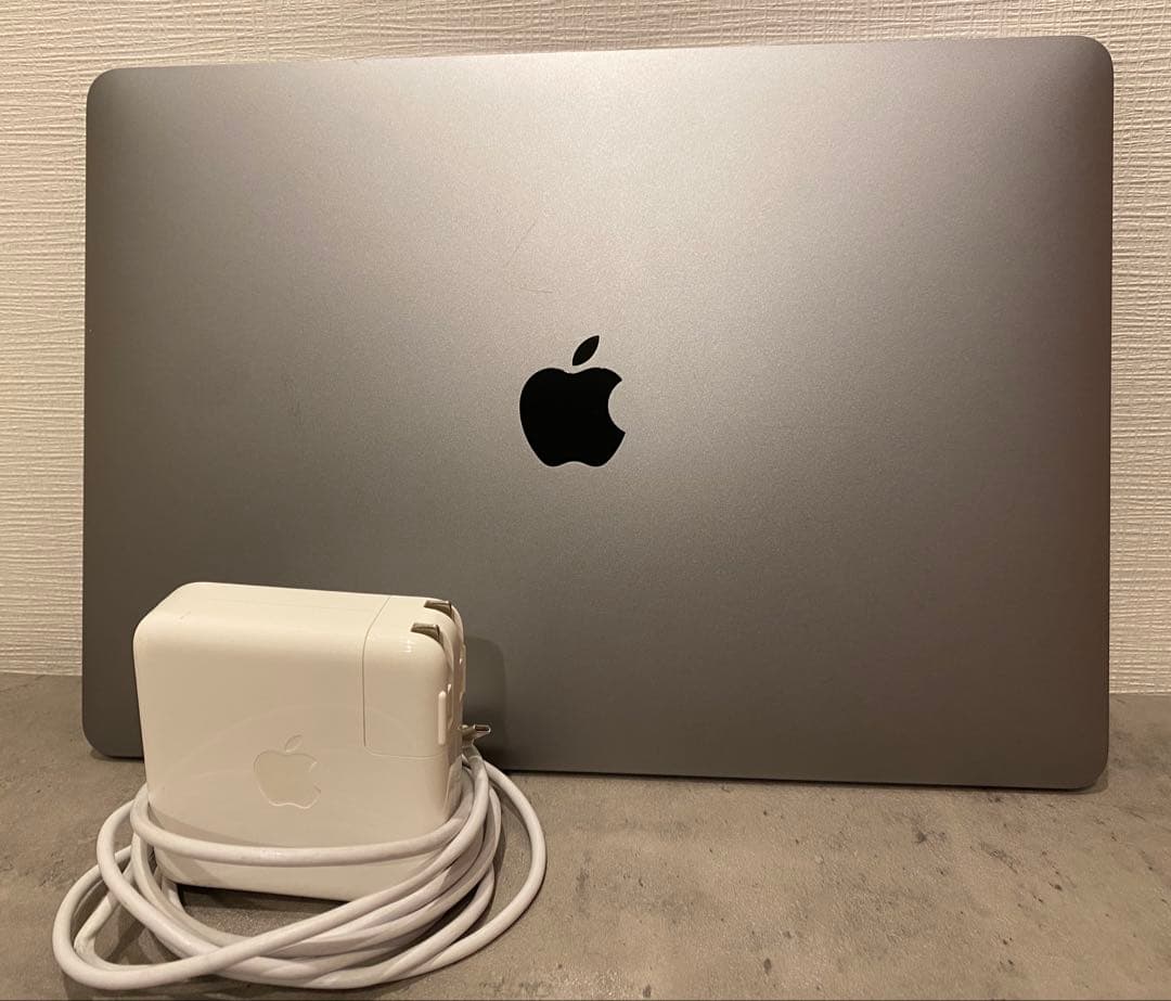 MacBook Pro スペースグレー 充電器付き
