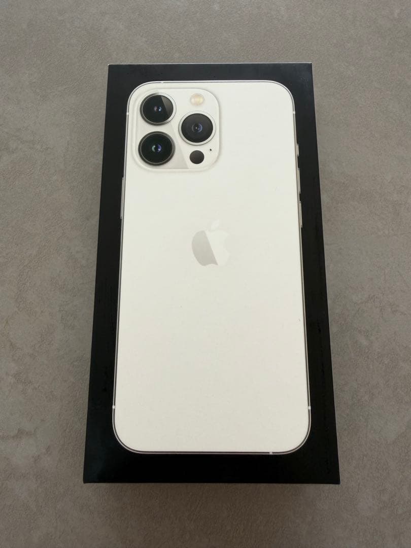 Apple iPhone 13 Pro シルバー 本体　128GB