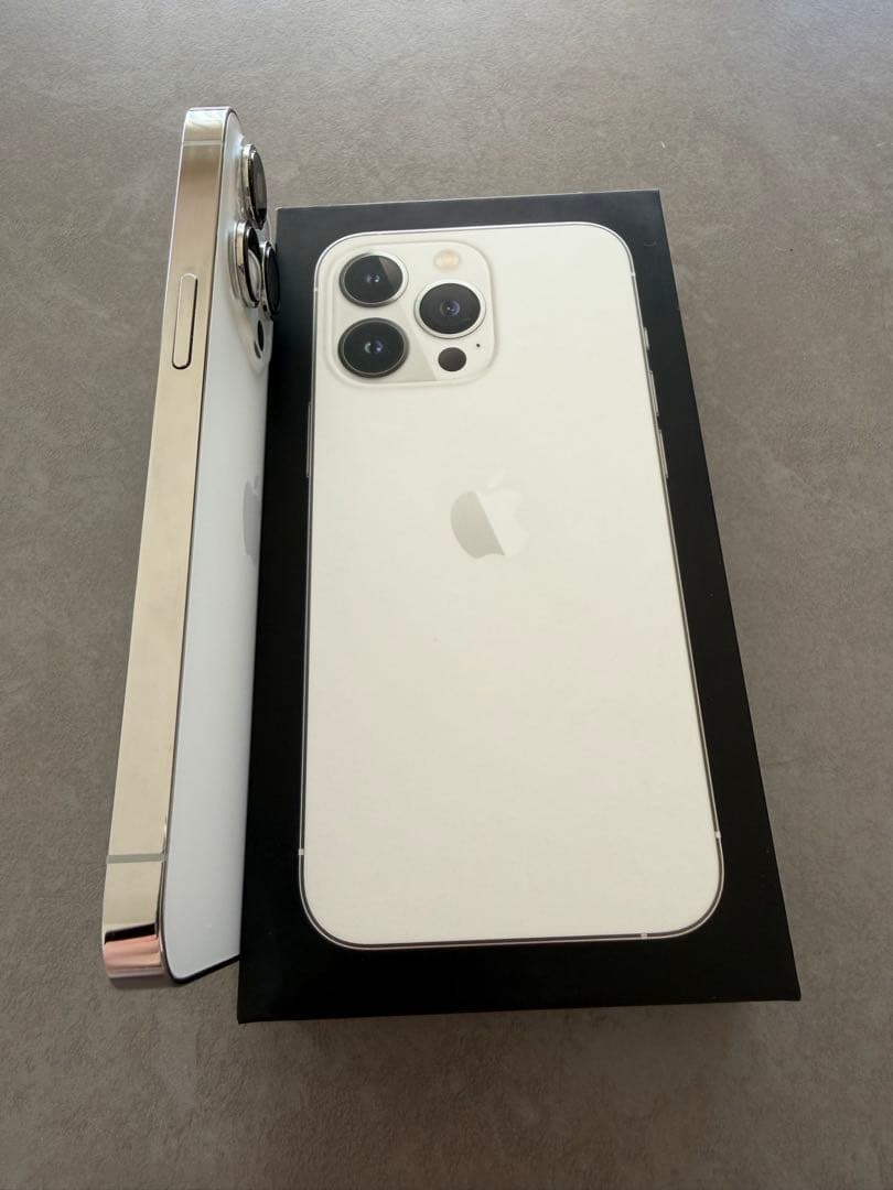 Apple iPhone 13 Pro シルバー 本体　128GB