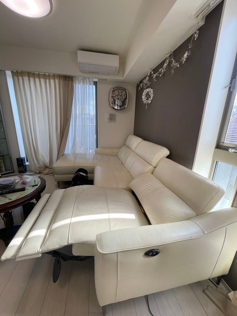 2️⃣ソファ 2席部分 ぐりむ【他の方の入札は、お控え下さい】