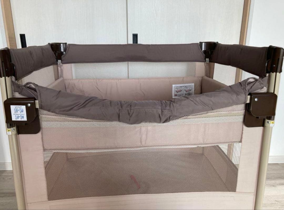 アップリカ ベビーベッド ココネルエアー