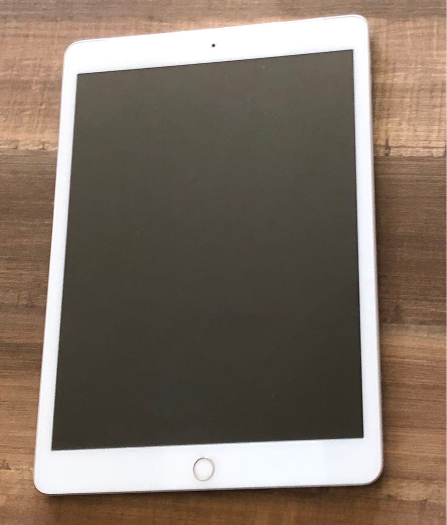 Apple iPad 8シルバー 本体