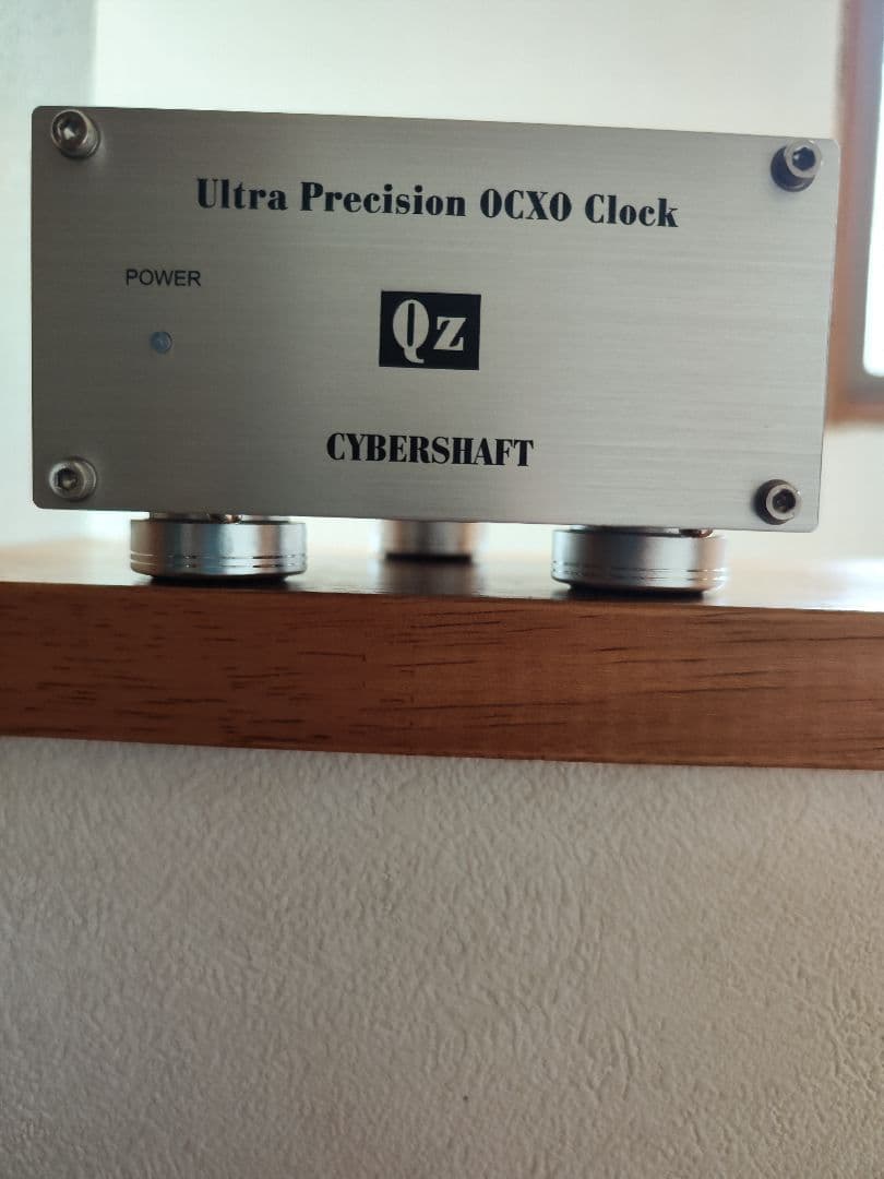 サイバーシャフト社製 OCXO 10MHz マスタークロック ST