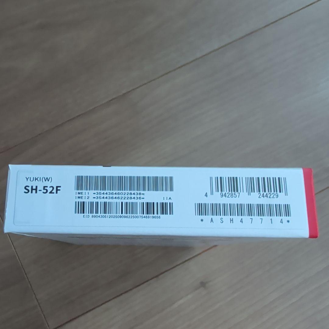 【未使用】AQUOS wish 5 SH-52F 本体 ユキ YUKI 白