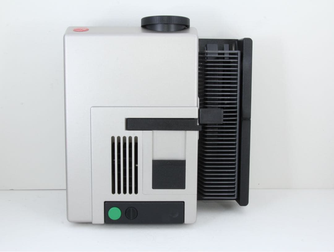 【希少♪】Leica PRADOVIT P 150 スライドプロジェクター♪