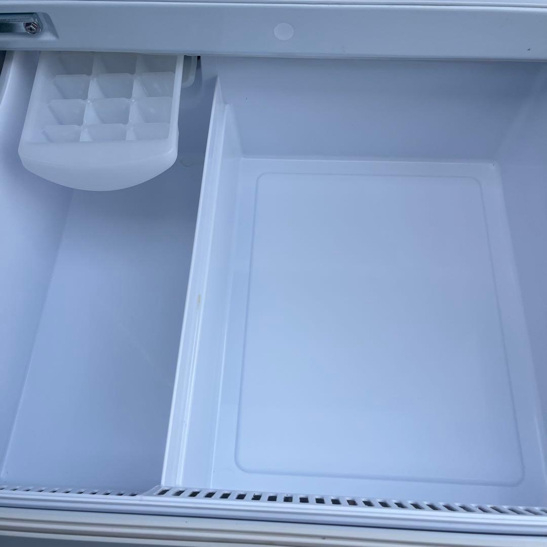 配送費用込み　清掃済み　アクア　355L 冷蔵庫　2022年製