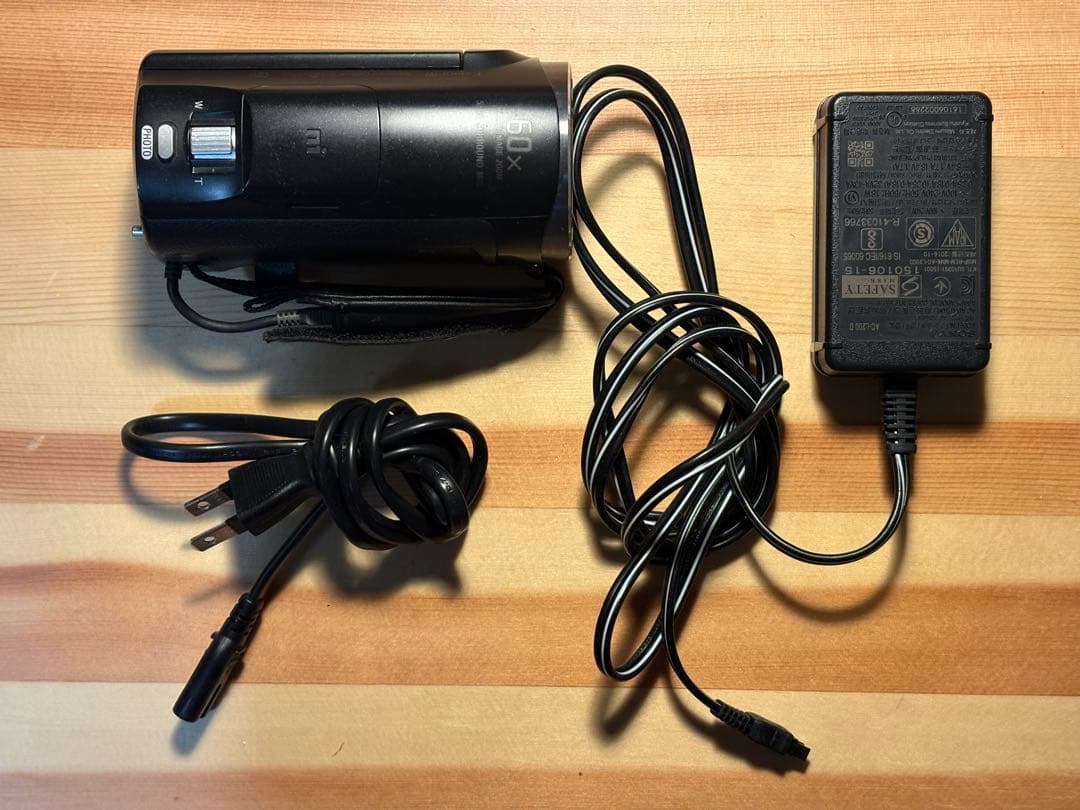 Sony ハンディカム HDR-CX670 ビデオカメラ マイクロSD付き