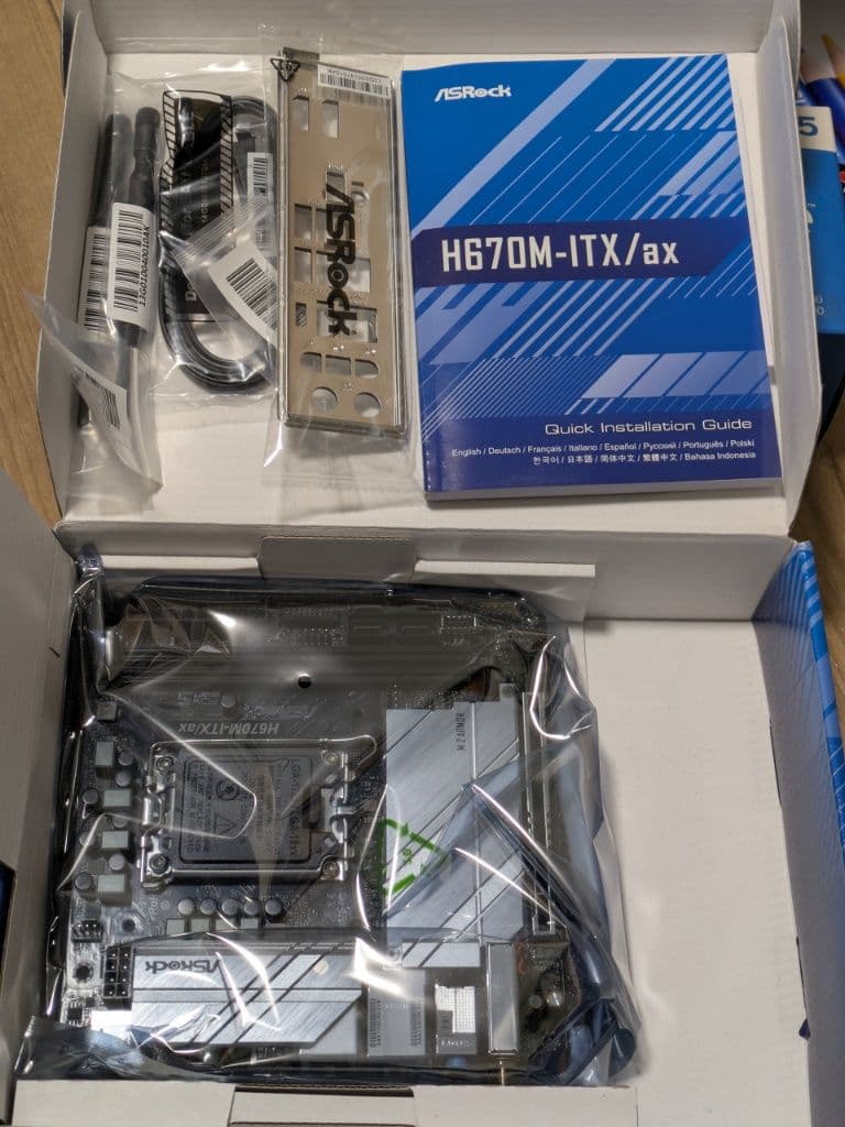 紅*ー様 【希少・未使用品】Intel i5 CPU / H670M-ITX マ