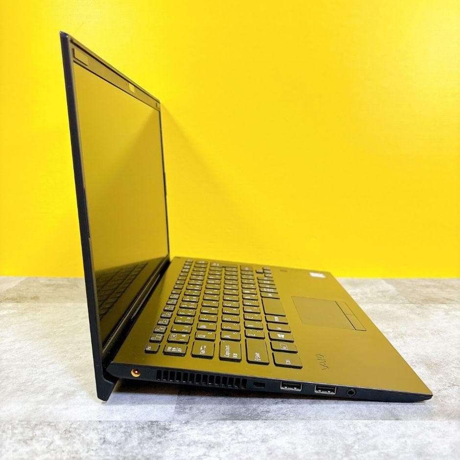 小型軽量❣サクサク快適SSD✨Win11 カメラ付きノートパソコン SSD 薄型