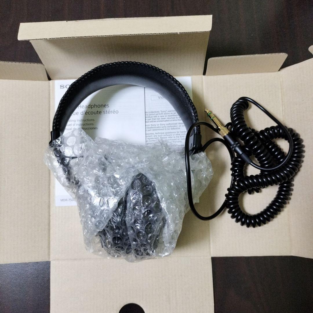 ヘッドホン mdr-7506