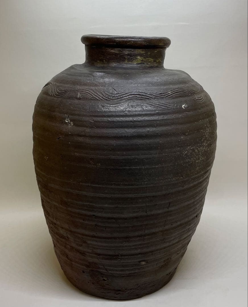 古備前　室町時代　波状文壺　下駄高台　34cm 　　　　　g0133