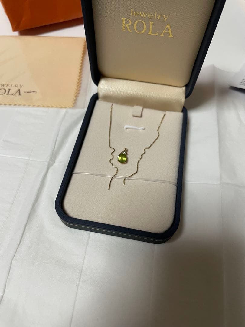 JewelryROLA ペリドット&ダイヤモンドネックレス　K10YG