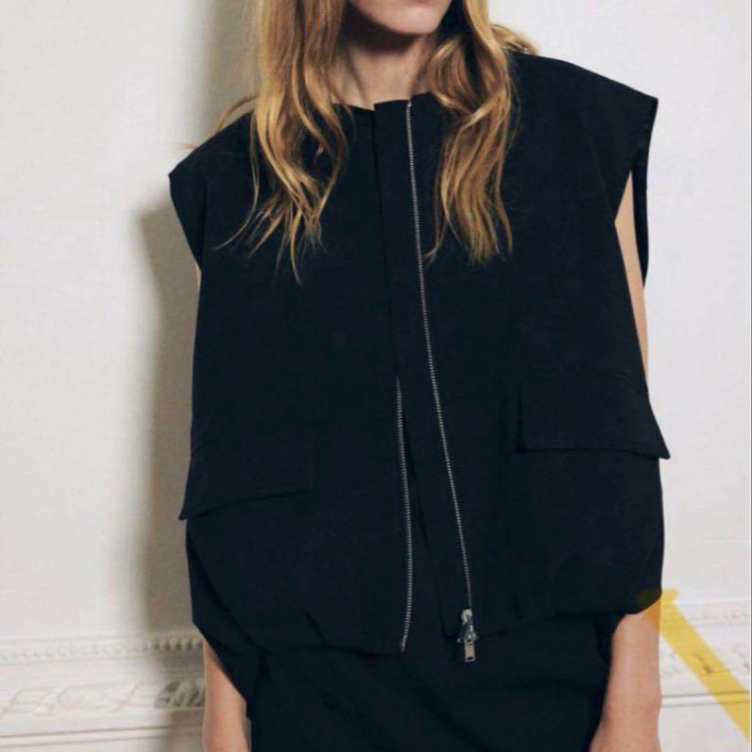 ZARA オーバーサイズボリュームベスト　ブラック