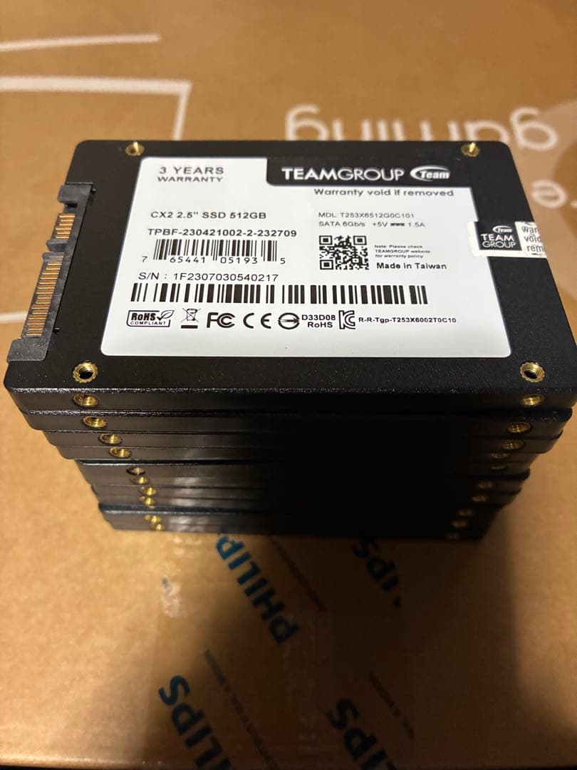 TEAM CX2 SATA 512GB SSD 10個